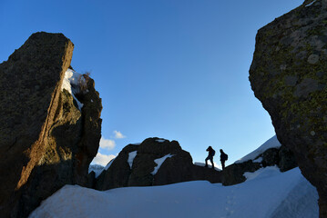 hiking and adventure through the big cliffs