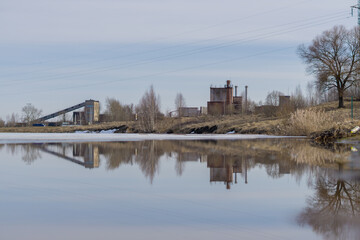 Fototapeta premium beautiful place, reflections in the water, work using the maximum aperture of the lens achieving beautiful effects