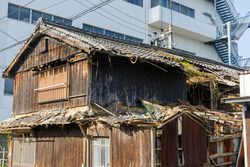 日本の愛媛県今治市の古くて美しい建物