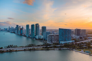 Fototapeta premium Sunset over Miami city center in Florida
