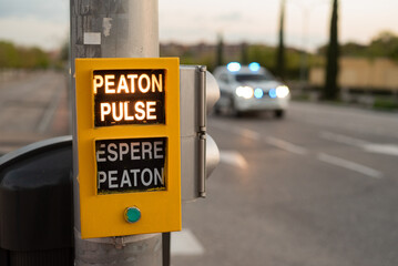 pedestrian buttons at crosswalks