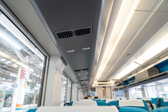 電車 列車 空調 エアコン 照明