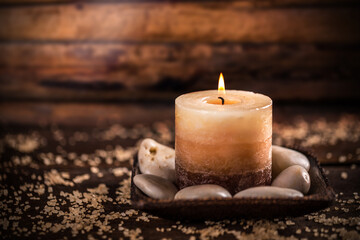 Obraz na płótnie Canvas Spa and wellness setting with candles