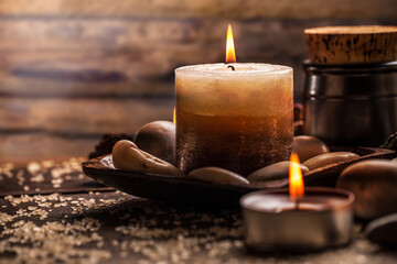 Obraz na płótnie Canvas Spa and wellness setting with candles