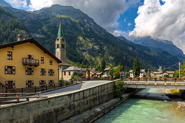 Fototapeta premium Small alpine town of Gressoney-Saint-Jean in Northern Italy.