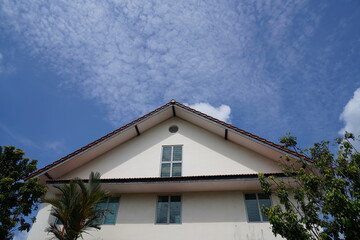 white house in the mountains