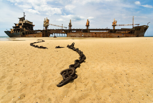 Farrah 3 shipwreck, north eastern coast of Sri Lanka (Translation of sign: Srilapaha - Sri Lankan Infantry)