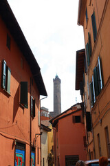 Fototapeta na wymiar Historical architecture in Old Town of Bologna,
