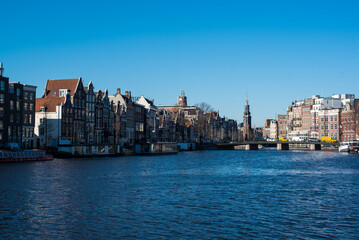 Naklejka premium Amsterdam streets and canals in spring 