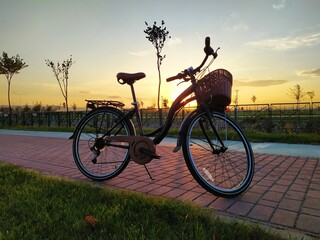 bike on sunset