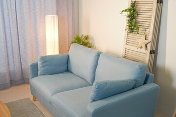 リビング風景　無人　夜