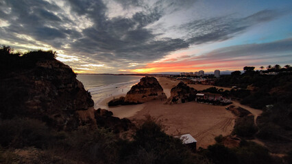 Algarve im Sonnenuntergang