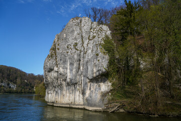 Fototapeta na wymiar Danube breakthrough from Kelheim to Weltenburg monastery with rocks and the current of the Danube