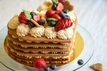 Vegan gluten-free cake