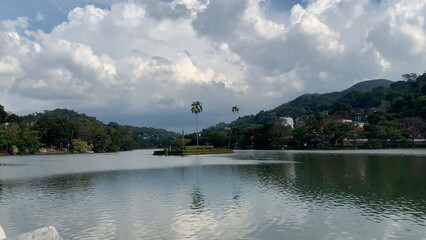 Lake Kandy in Sri Lanka nature