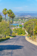 Fototapeta premium Downhill road at San Marcos in San Diego, California