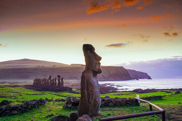 The ancient moai of Ahu Togariki, on Easter Island of Chile - obrazy, fototapety, plakaty