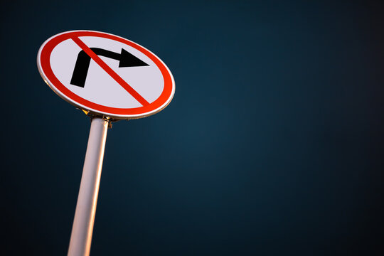 road sign no right turn