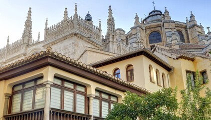 centre ville, cath&eacute;drale, &eacute;glises et rues de Grenade en Andalousie