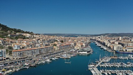 Fototapeta premium Port de Sète sur la Méditerranée dans le sud de la France
