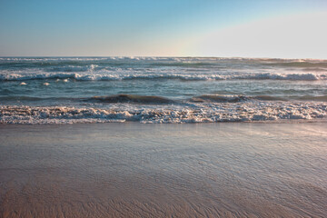 el mar en el atardecer