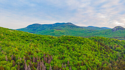 Fototapeta na wymiar Tall Mountain part of the White Mountain Region New Hampshire