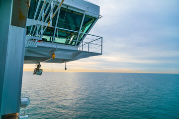 Look at the sea and sky on a cruise ship