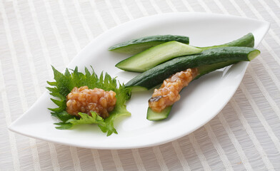 きゅうりと金山寺味噌