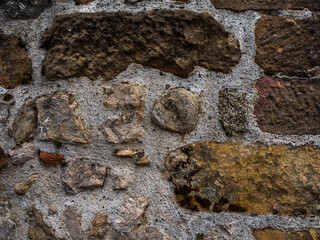 imagen textura pared de piedra de distintos tamaños y tonalidades y las juntas de cemento