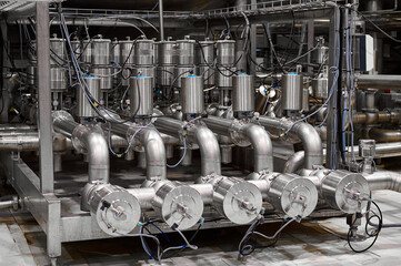 Pipeline system for fermented milk products making at plant
