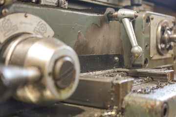 町工場のマグネット盤（操作レバー）