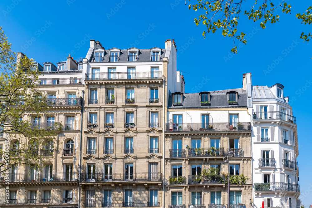 Wall mural Paris, beautiful facade