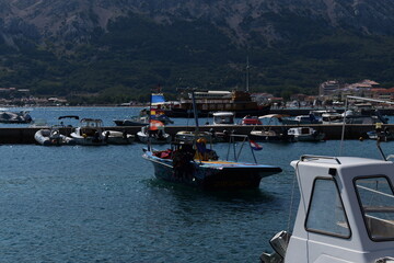 Fototapeta premium boats in the harbor