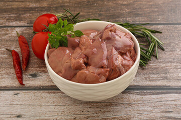 Raw chicken liver in the bowl