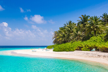 Fototapeta na wymiar Tropical beach in the Maldives