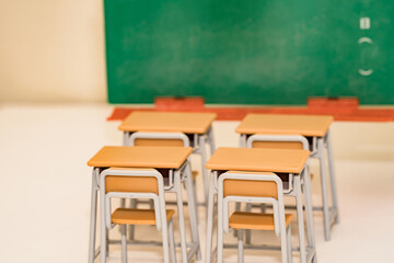 教室　卒業　放課後　【 学校 の イメージ 】