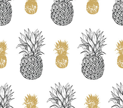 Seamless pineapple pattern, black white vector background. Summer tropical pineapple texture with gold element. Hand drawn doodle texture. Simple elegant ananas wallpaper. Trendy modern fruit print