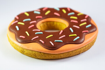 Gingerbread in form of iced doughnut