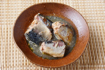 鯖の缶詰
