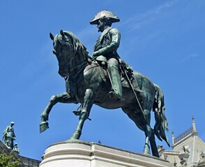 Obraz premium Dom Pedro IV statue in Porto - Portugal 