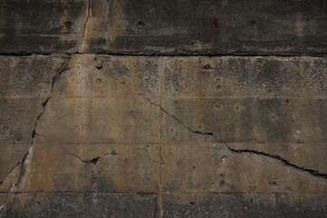 護岸　岸壁　亀裂のある壁　錆　風化　工事　コンクリート　インダストリアル　割れ目
