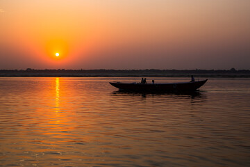 Fototapeta na wymiar sunset on a sacred river