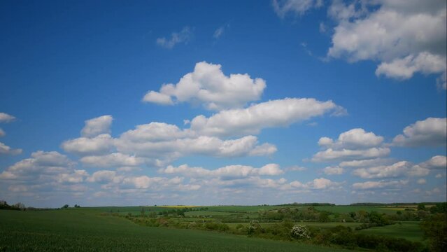 Peaceful time lapse clouds in Oxfordshire.  Longer smooth exposure
