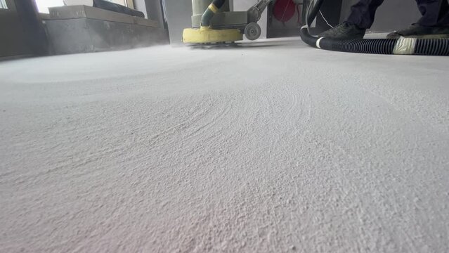 Floor grinding for decorative microcement finishing