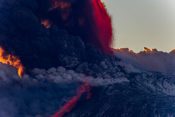 Parossismo del vulcano Etna nel mese di febbraio 2021