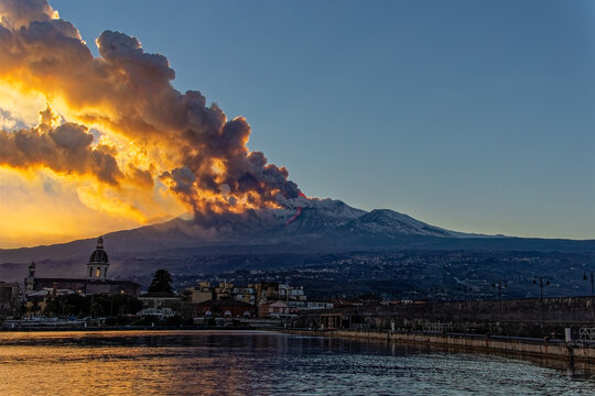 Parossismo del vulcano Etna nel mese di febbraio 2021