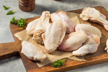 Raw Organic Cut Chicken Wings