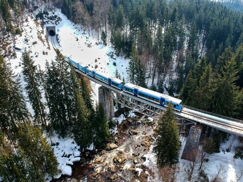 Drone view of the train in the valley