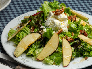 salad with feta cheese
