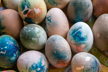Easter egg dyeing, wrapping in fabric